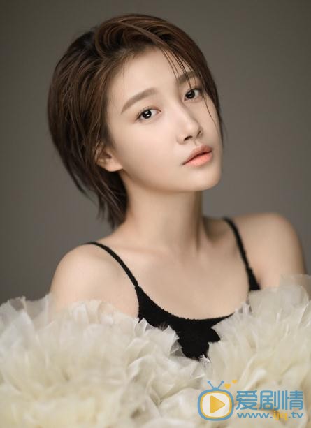 生逢燦爛的日子范榮是誰演的？生逢燦爛的日子范榮扮演者啜妮個人資料、寫真及生活照欣賞