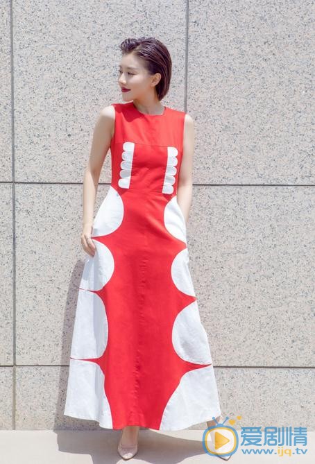 一路繁花相送少年辛辰是誰扮演的？少年辛辰扮演者王鶴潤個人資料、寫真及生活照欣賞