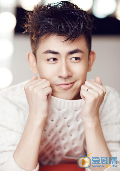 郎鵬個人資料簡介 郎鵬寫真