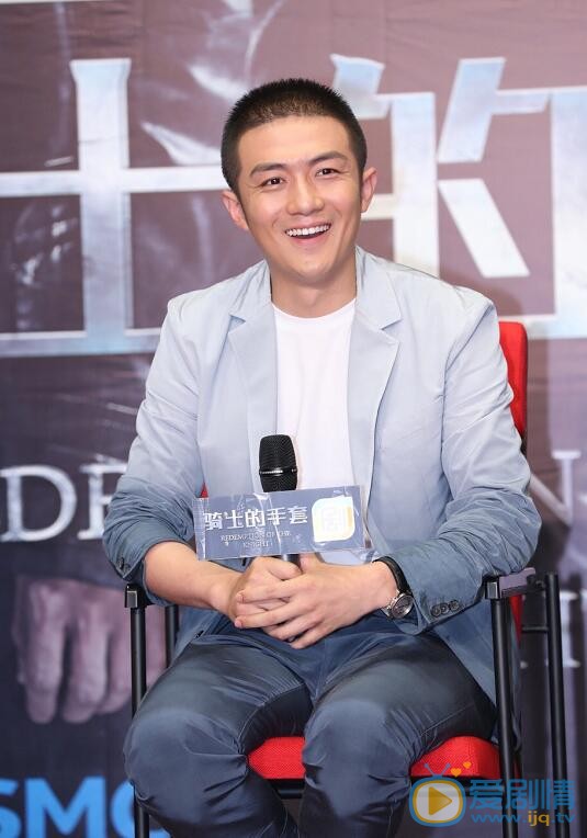  那年花開月正圓王世均是誰演的？王世均扮演者李澤鋒個人資料及生活寫真照欣賞