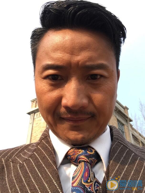 碧海雄心鄭子航是誰演的？鄭子航扮演者高峰個人資料及生活照欣賞