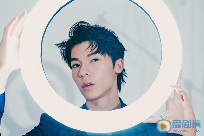 許光漢高清寫真 許光漢寫真圖片