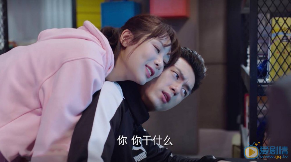 親愛的熱愛的佟年喜歡韓商言 為什麼還要跟他分手？