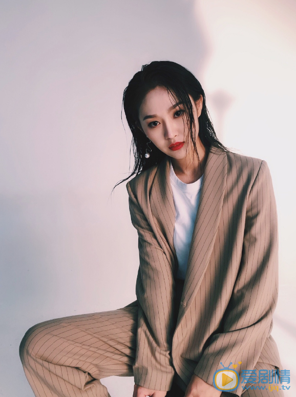 張冰涵個人資料簡介 張冰涵演藝經歷 張冰涵氣質寫真圖片