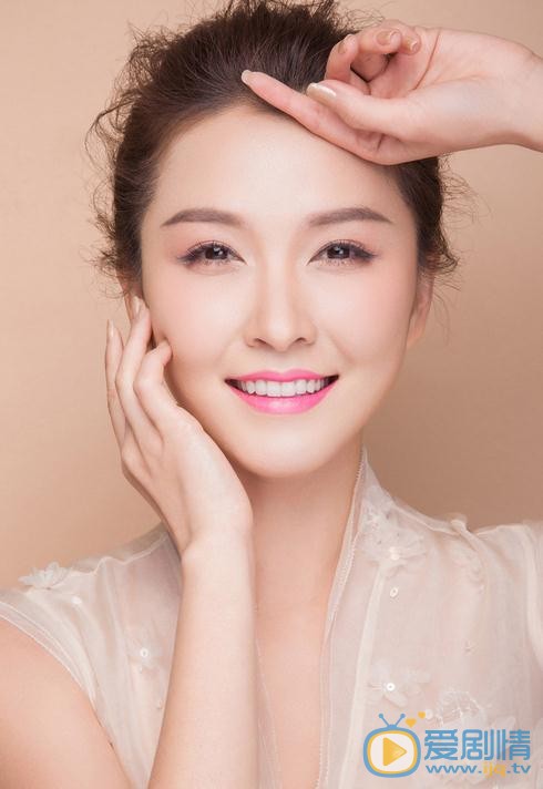 生逢燦爛的日子葉琪是誰演的？葉琪扮演者徐潔兒個人資料、寫真及生活照欣賞