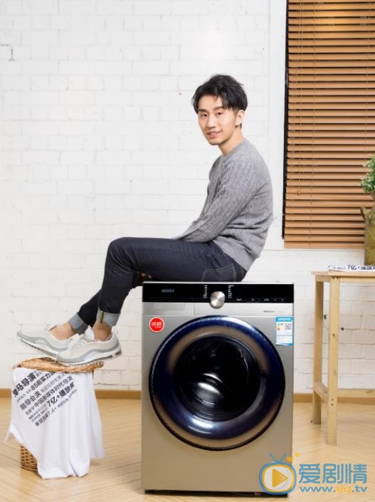 劉循子墨個人資料簡介 劉循子墨家庭背景及個人經歷