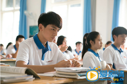 李家成《最好的我們》劇照 飾演韓敘   李家成個人資料簡介 