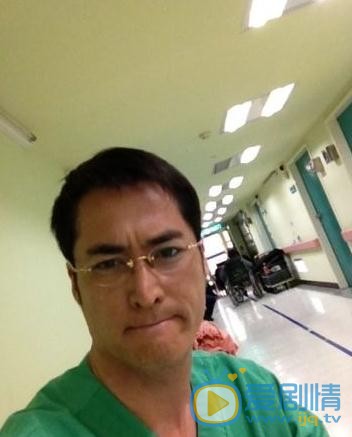 美味奇緣葉長海是誰演的？美味奇緣葉長海扮演者黃建群個人資料、寫真及生活照欣賞