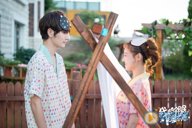 我的鄰居睡不著席頌的身世是什麼？他是誰的兒子？