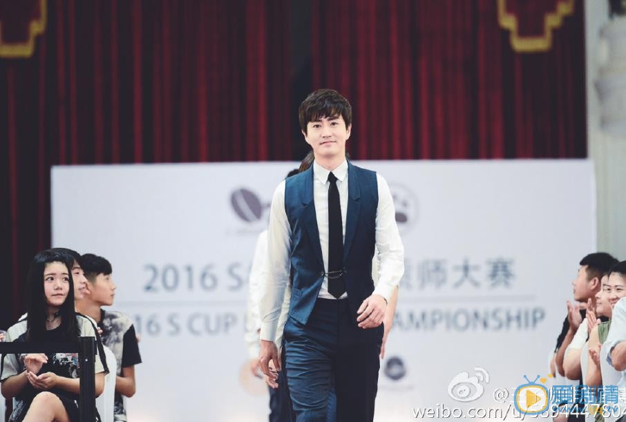 王子咖啡店劇照