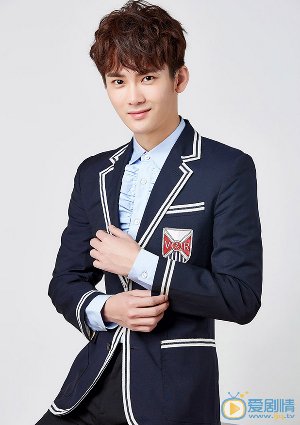 浪花一朵朵唐一白是誰演的？唐一白扮演者熊梓淇個人資料及寫真生活照欣賞