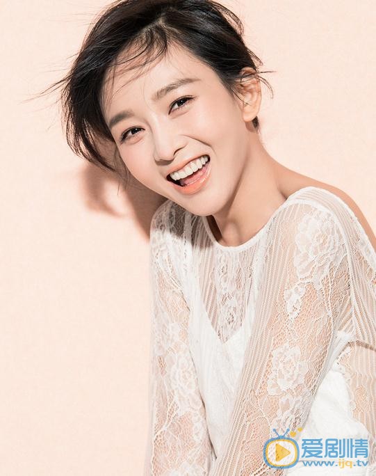 萌妃駕到言輕是誰演的？言輕扮演者夏一瑤個人資料、寫真及生活照欣賞