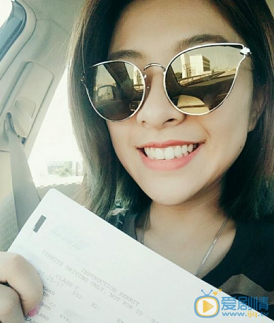 那刻的怦然心動劉可珊是誰演的？劉可珊扮演者關詩敏個人資料、寫真及生活照欣賞