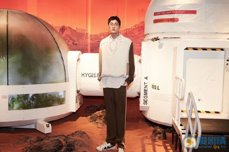 李嘉灝高清寫真 李嘉灝帥氣寫真