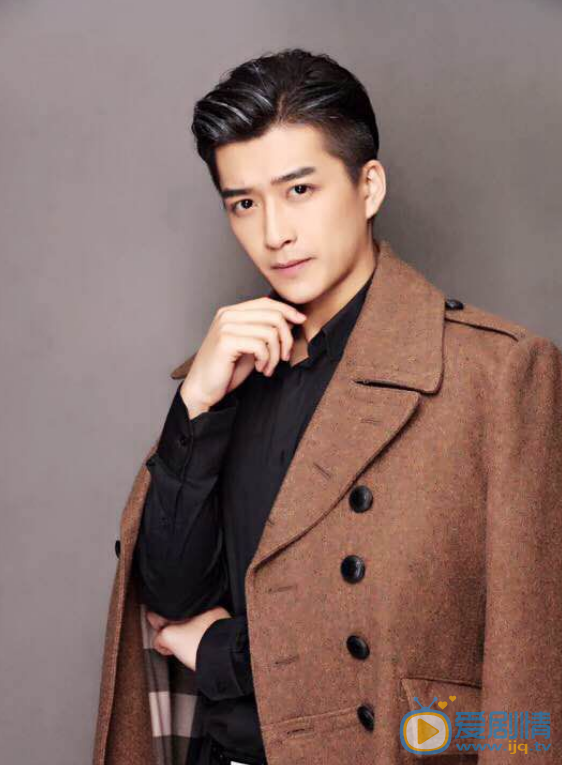 馮筱童個人資料簡介 馮筱童演藝經歷 馮筱童帥氣寫真圖片