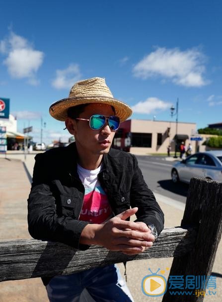 親愛的她們景灝是誰演的？景灝扮演者錢泳辰個人資料、寫真及生活照欣賞