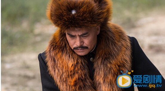 左手劈刀韓德功為什麼殺龍飛?韓德功將龍飛殺了嗎?