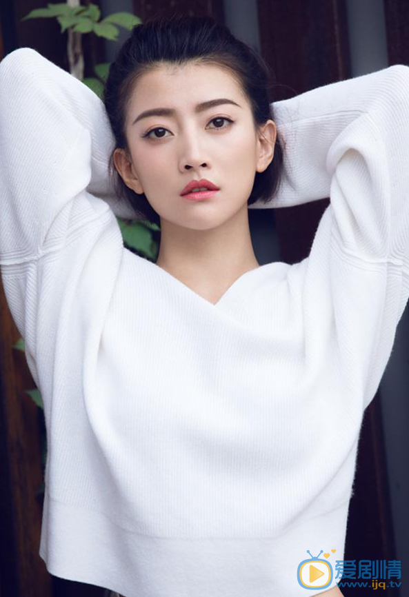 繁星四月小菲是誰演的？小菲扮演者衛萊個人資料生活寫真照欣賞