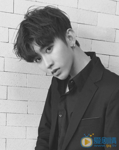 我才不會被女孩子欺負呢葉麟是誰演的？葉麟扮演者蔡徐坤個人資料、寫真及生活照欣賞