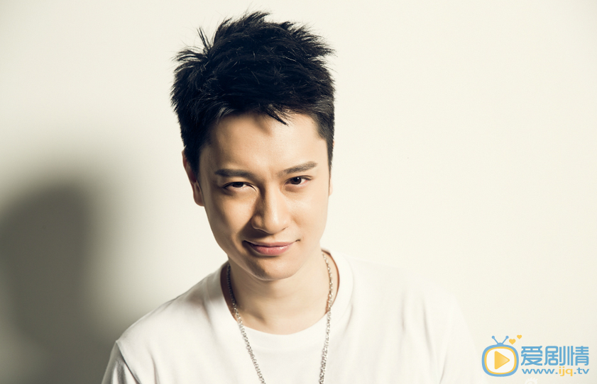  歡樂頌2曲連傑是誰演的？曲連傑扮演者郭曉然個人資料生活照欣賞