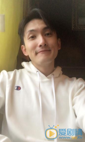 一千零一夜呂大衛是誰演的?呂大衛扮演者張峻鳴個人資料、寫真及生活照欣賞