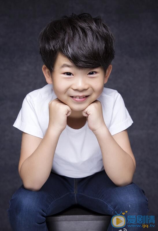  我的前半生冷佳清是誰演的？冷佳清扮演者王天澤個人資料及寫真生活照欣賞