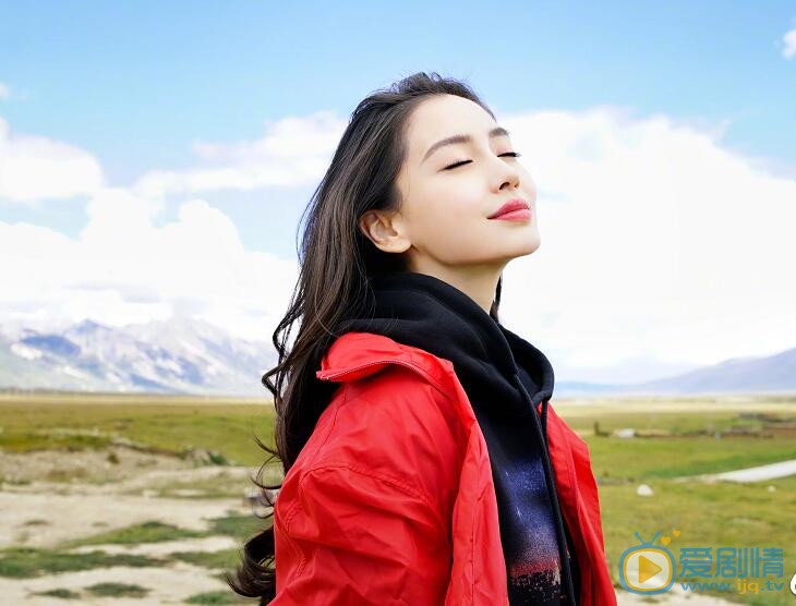  創業時代殺青 Angelababy曝九宮格美照慶祝