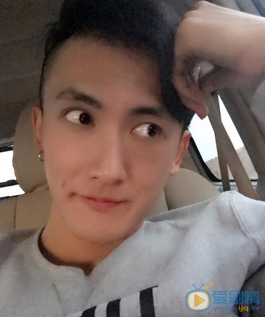 軒轅劍之漢之雲黃衣尊者是誰演的？軒轅劍之漢之雲黃衣尊者扮演者張峻鳴個人資料介紹