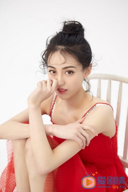 劉因然個人資料簡介 劉因然寫真