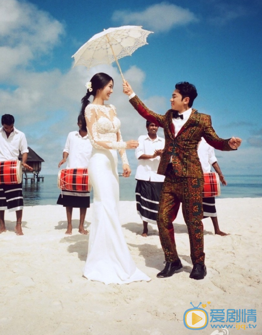 王祖藍李亞男婚紗照  王祖藍個人資料簡介