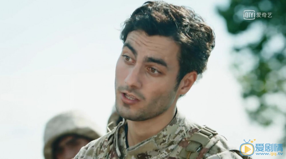 反恐特戰隊之天狼班猜遭到追殺 喬伊挑釁唐石