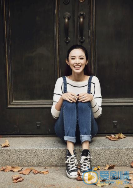 巴清傳巴七芙是誰？巴七芙扮演者彭小苒個人資料、寫真及生活照欣賞