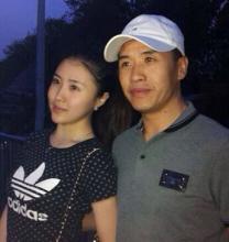 關思慧與父親關小平合照 關思慧個人經歷