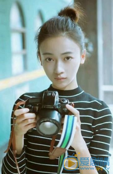 吳謹言和於正是什麼關係？吳謹言的家庭背景是什麼？於正為什麼那么捧吳謹言？