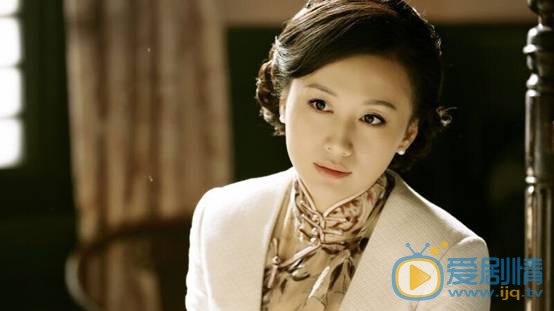 諜戰深海之驚蟄唐曼晴是誰？她是由誰飾演的？