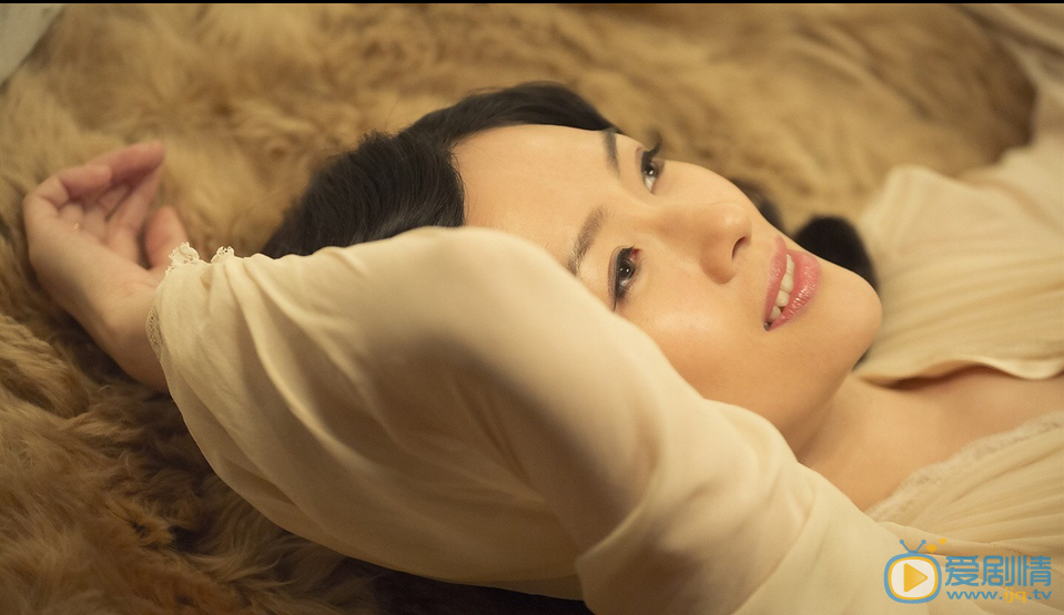 羅曼蒂克消亡史主演齊發劇照 章子怡霍思燕旗袍美艷