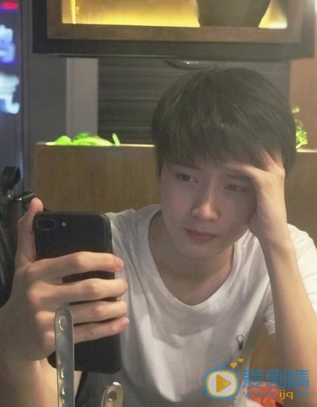 雙世寵妃2流觴是誰演的？流觴扮演者陳宥維個人資料、寫真及生活照欣賞