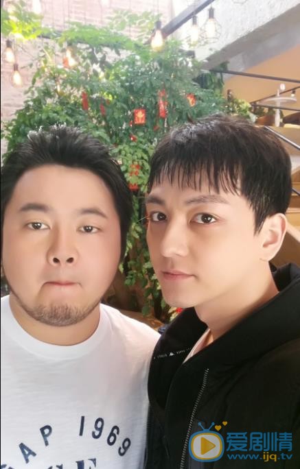 我不是精英費明扮演者張曉謙個人資料、海量生活照欣賞