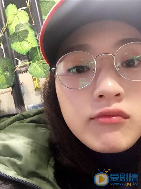 雙世寵妃鏡心是誰扮演的？雙世寵妃鏡心扮演者孫藝寧個人資料、寫真及生活照欣賞