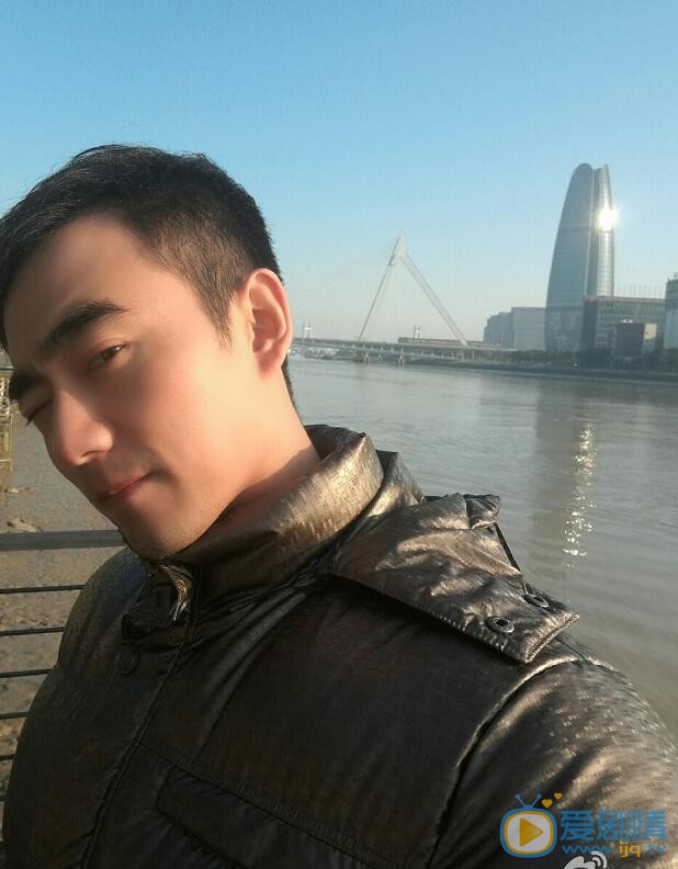  秋收起義周恩來是誰演的？周恩來扮演者夏德俊個人資料及生活寫真照欣賞