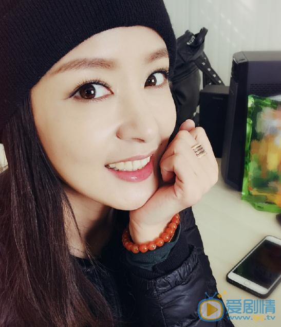 溫暖的弦溫柔是誰演的?溫柔扮演者周奇奇個人資料、寫真及生活照欣賞