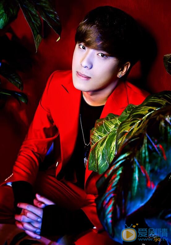 趙哲寫真 趙哲個人經歷介紹