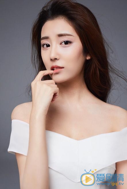 柒個我蘇婉妍是誰演的?蘇婉妍扮演者范夢個人資料、寫真及生活照欣賞