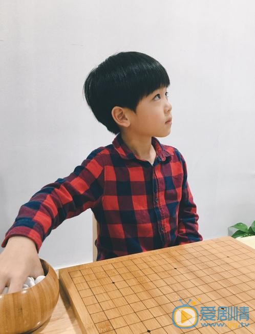 紅薔薇和平是說扮演的？紅薔薇和平扮演者韓昊霖個人資料、寫真及生活照欣賞