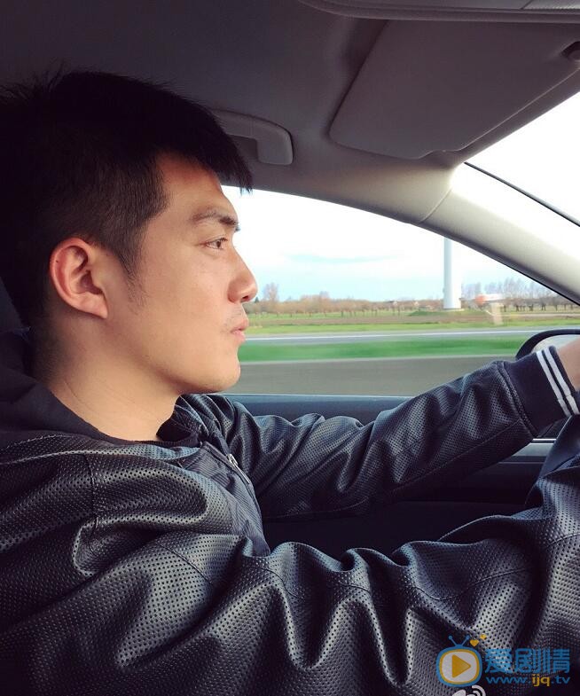  那年花開月正圓王世均是誰演的？王世均扮演者李澤鋒個人資料及生活寫真照欣賞