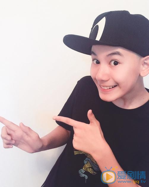 我的體育老師路寬是誰演的?路寬扮演者胡先煦個人資料、寫真及生活照欣賞