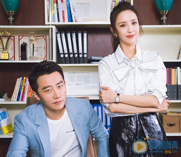 完美關係劇照來襲 黃軒佟麗婭搭檔都市職場劇