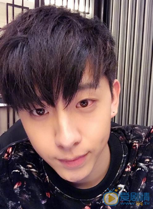 我才不會被女孩子欺負呢舒哲是誰演的？舒哲扮演者楊景誠個人資料、寫真及生活照欣賞