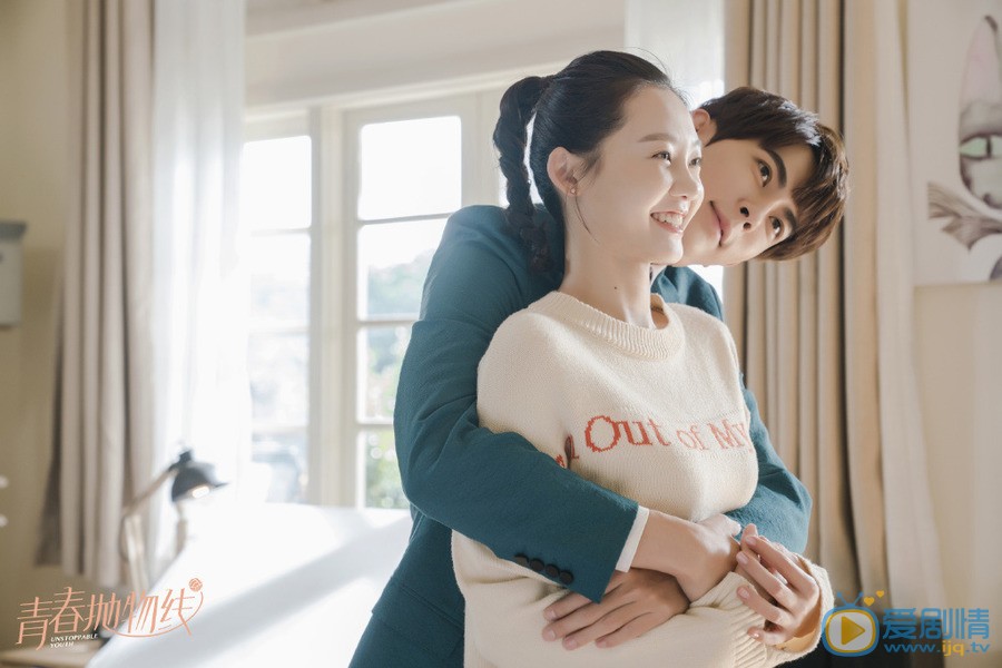 青春拋物線易安樂喜歡誰?最後和誰在一起?