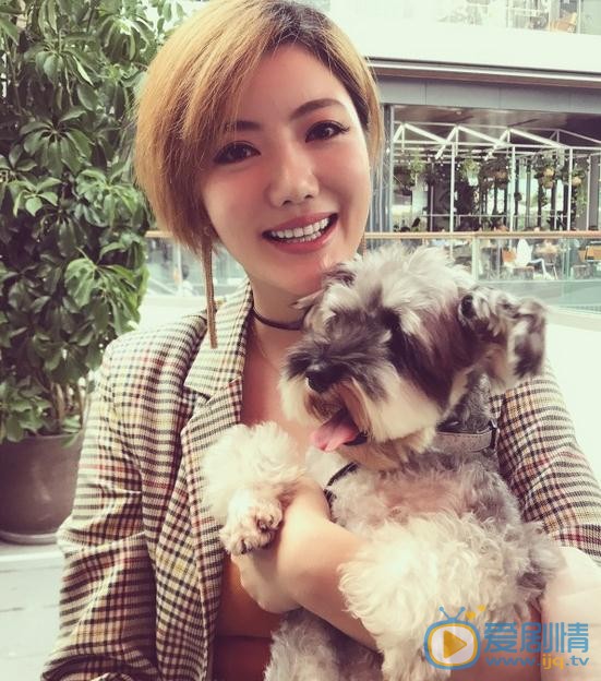 警花與警犬之再上征程顧依依是誰演的？顧依依扮演者李晨熙個人資料、寫真及生活照欣賞